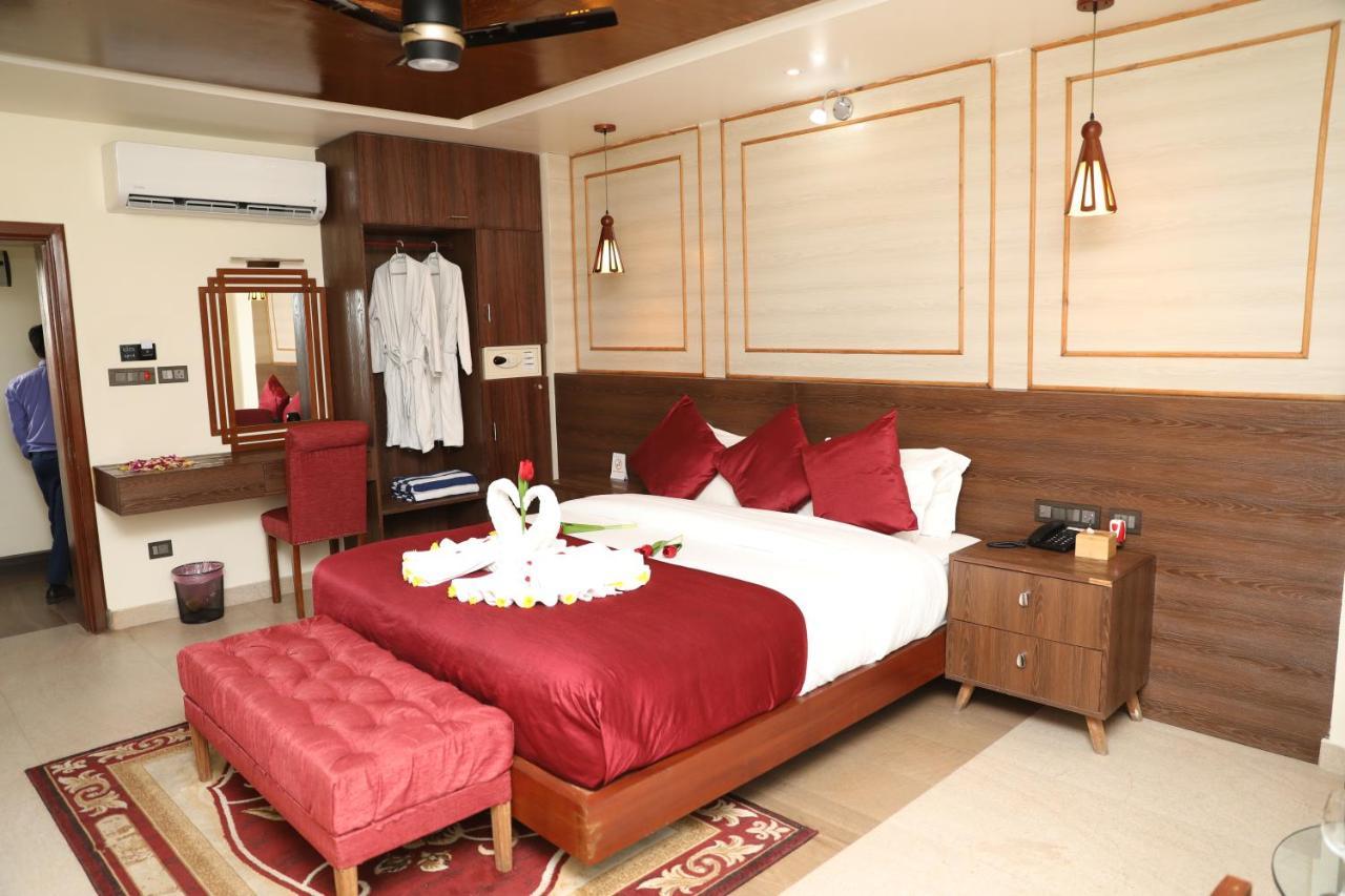 Kc'S Home Sauraha Zewnętrze zdjęcie